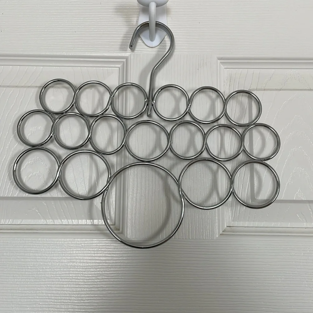 Scarf or tie hanger
